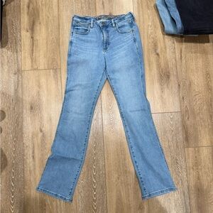 Wrangler High Rise Slim Bootcut